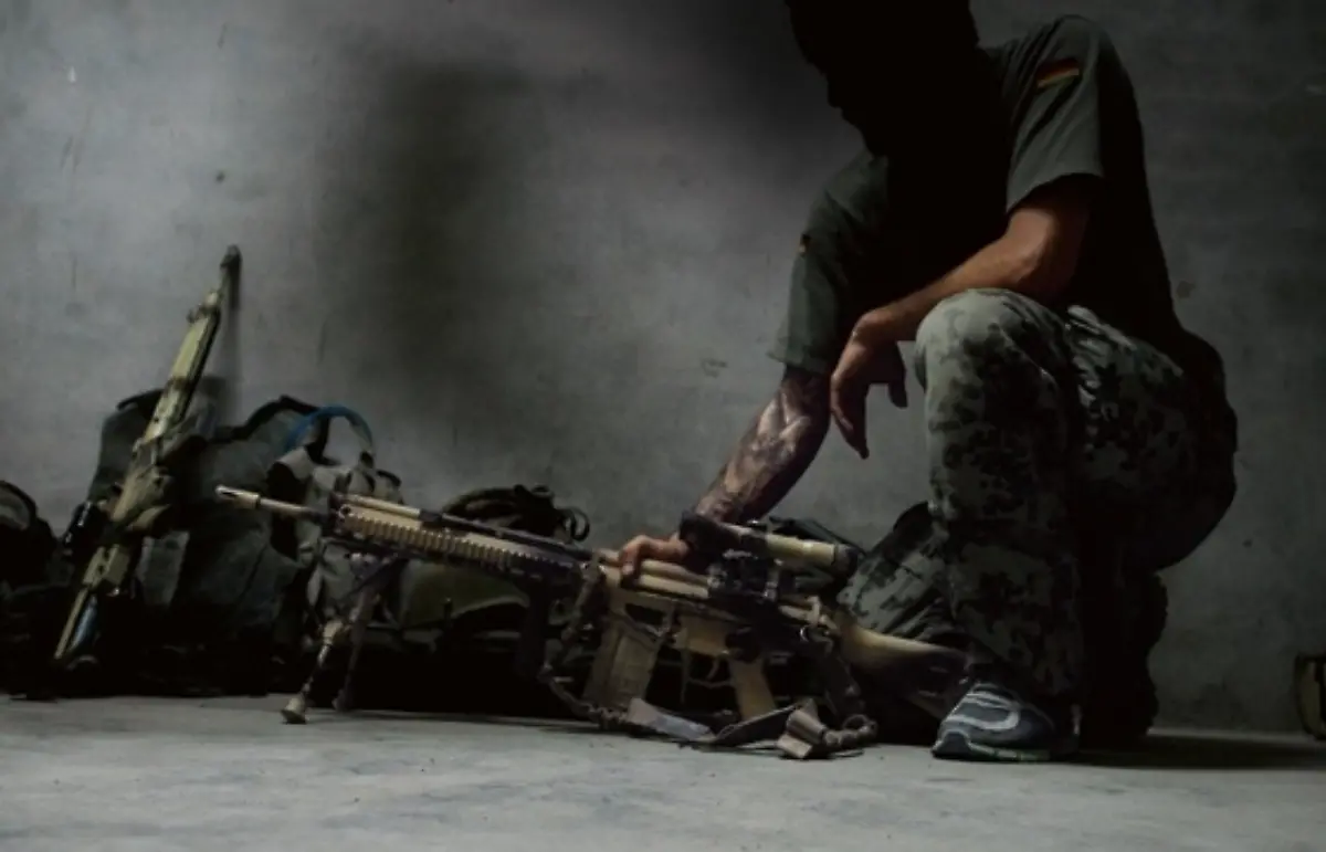 Bundeswehr-sniper-in-Chahar-Darreh