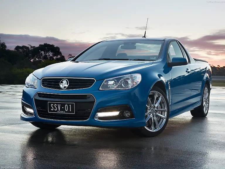 Holden-VF-Commodore-Ute-SSV-Redline-2014-1280-01
