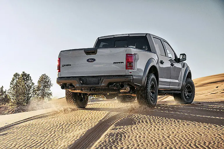 Ford-F-150-Raptor-Supercrew-Detroit-Auto-Show-2016-1200x800-e80f062c54e450b4
