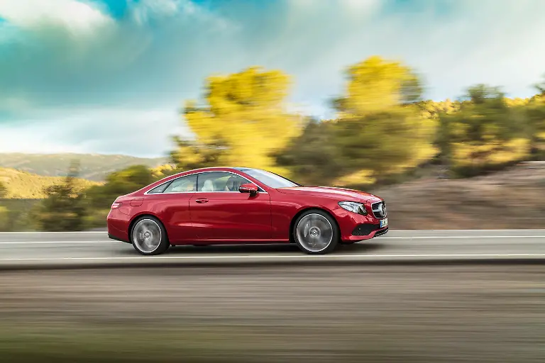 Mercedes-E-Klasse-Coupe-2