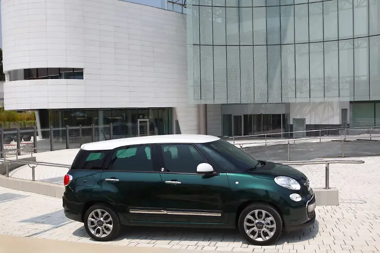 fiat500lliving-9713-3