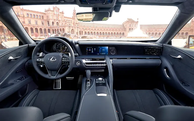2016-Lexus-LC500-NaplesYellow-InteriorDet-1