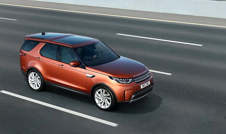 Land-Rover-Discovery-3