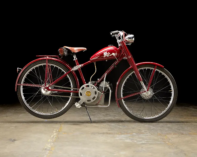 Los-156-Ducati-Cucciolo-1947