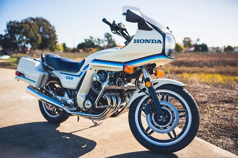 Los-271-Honda-CBX-Pro-Link-1982