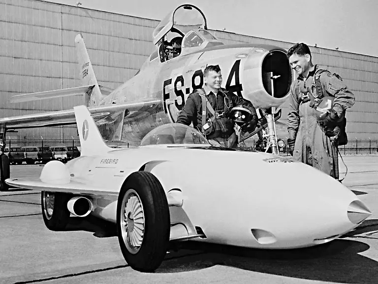 1954-General-Motors-XP-21-Firebird-004-5765