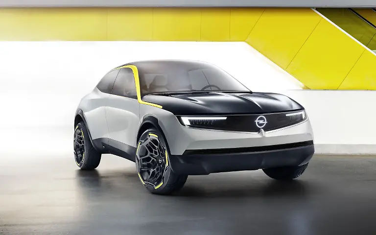 Opel-GT-X-Experimental-504098-3