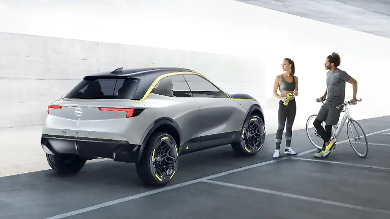 Opel-GT-X-Experimental-504102-0