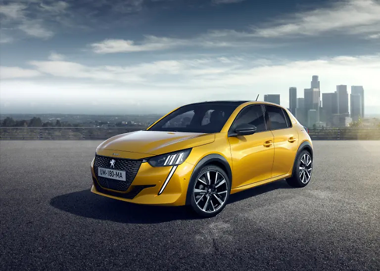 PEUGEOT-208-1902STYP105
