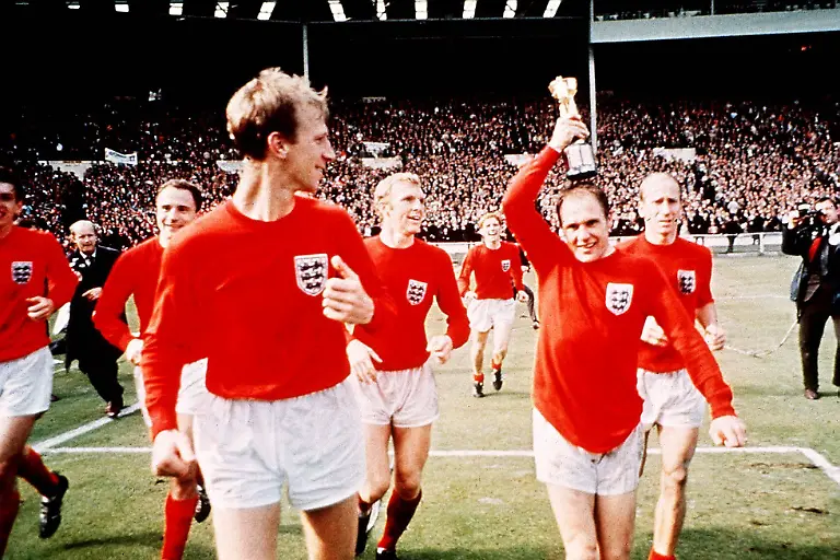Bobby-und-Jack-Charlton-1966
