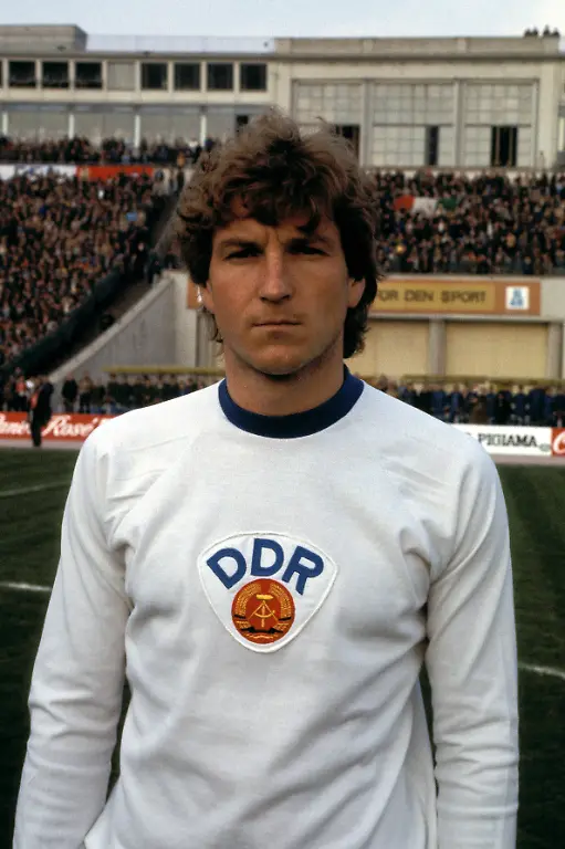 8b75ffe861a751b5a8c7ad643bdcaf34