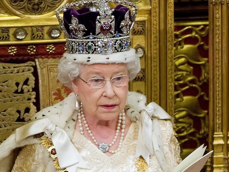 Koenigin-Elizabeth-II-wird-jede-Menge-Baeume-zum-Jubilaeum-bekommen