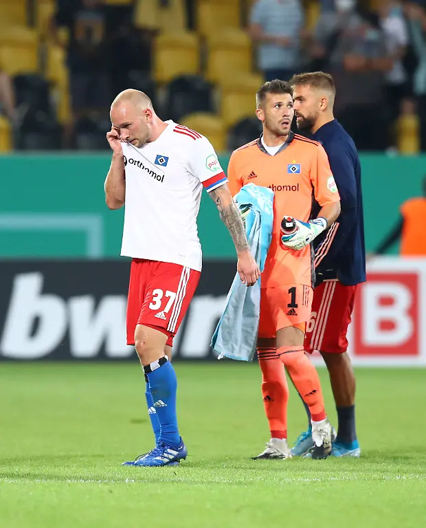 7ebae9562901e5fa7660d06f5b3bd750