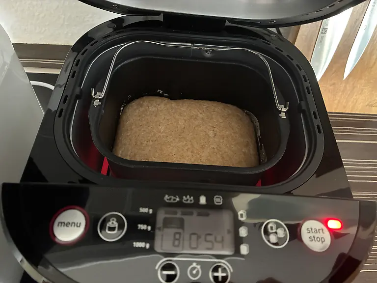Brot backt im Tefal