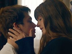 Bereicherung, nicht Last: Was man von Singles über 40 für die Partnersuche lernen kann