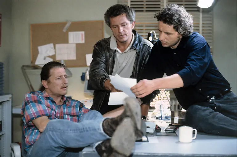 TATORT-In-der-Falle-D-1997-Peter-Fratzscher-MICHAEL-FITZ-Carlo-Menzinger-MIROSLAV-NEMEC-Ivo-Batic-UDO-WACHTVEITL-Franz-Leitmayr-Folge-In-der-Falle-1997