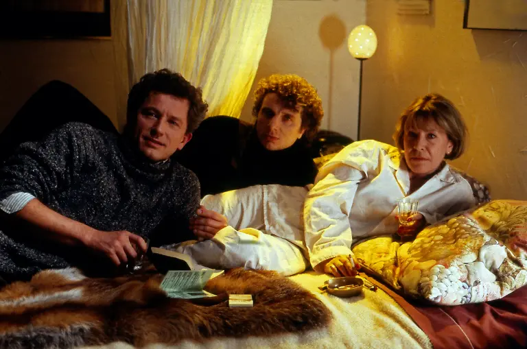 Episode-Frau-Bu-lacht-aus-der-Krimiserie-Tatort-Regie-Dominik-Graf-Deutschland-1995-Darsteller-Miroslav-Nemec-Udo-Wachtveitl-Barbara-Magdalena-Ahren
