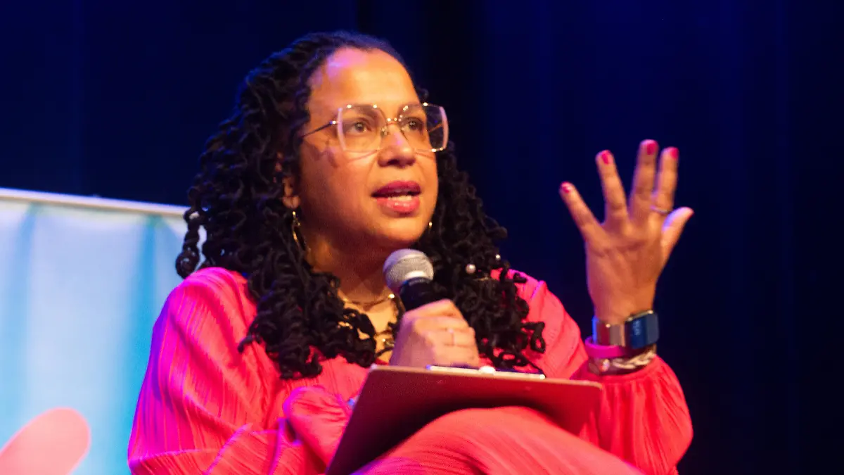 "Mich interessiert Variante 3": Tupoka Ogette wollte nie "Rassismusbeauftragte" werden