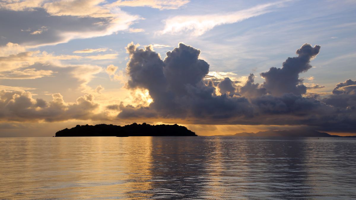 Erinnerung an Flutwelle in 2004: Starkes Beben löst Tsunami-Alarm vor Indonesien aus