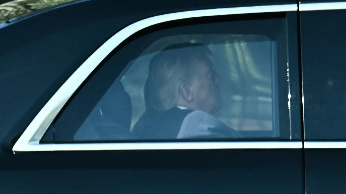 Durch Feuer und Schwert: Mann droht Trump auf Facebook mehrfach mit dem Tod