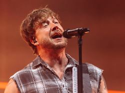 "Unterwäsche ist immer toll": Samu Haber ist "ein Jahr näher am Tod"