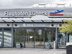 Hamburg & Schleswig-Holstein: Luftwaffe trainiert am Lübecker Flughafen