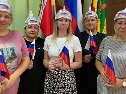 Fake-Befehle, echter Gehorsam: Der Mann, der russische Lehrer als Mitläufer des Faschismus bloßstellt