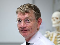 Hessen: Uniklinik-Chef Graf sieht "Rolle rückwärts" bei Klinikreform