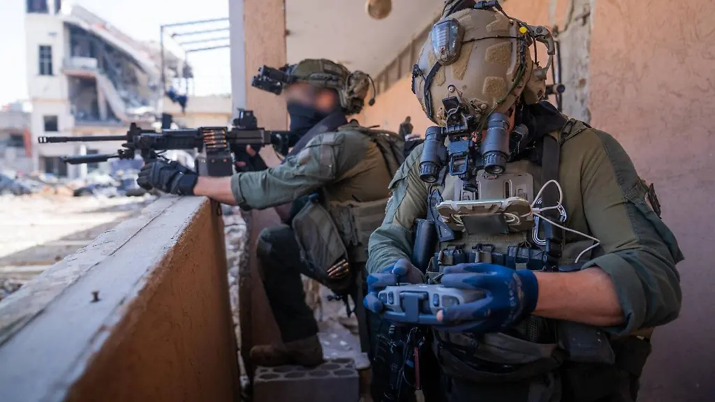 Southern-Lebanon-30-03-2026-The-Israel-Defense-Forces-IDF-reported-that-naval-commandos-from-Shayetet-13-operating-alongside-Givati-Brigade-troops-during-targeted-ground-operations-in-the-Al-Khiyam-area-located-what-it-described-as-hundreds-of-weapons-stored-inside-a-school-building-According-to-the-IDF-the-cache-allegedly-included-anti-tank-rockets-mortar-shells-grenades-launchers-small-arms-explosive-devices-and-related-materials-The-military-also-stated-that-items-bearing-United-Nations-markings-were-observed-at-the-site-The-IDF-attributed-the-presence-of-the-weapons-to-Hezbollah-which-it-accused-of-embedding-military-infrastructure-within-civilian-locations-04SIPA-Sipa