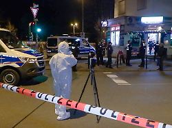 Niedersachsen & Bremen: Fünf Taten mit Schüssen: Polizei durchsucht Wohnungen