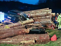 Bayern: 30-Jähriger stirbt bei Unfall in Schöllnach