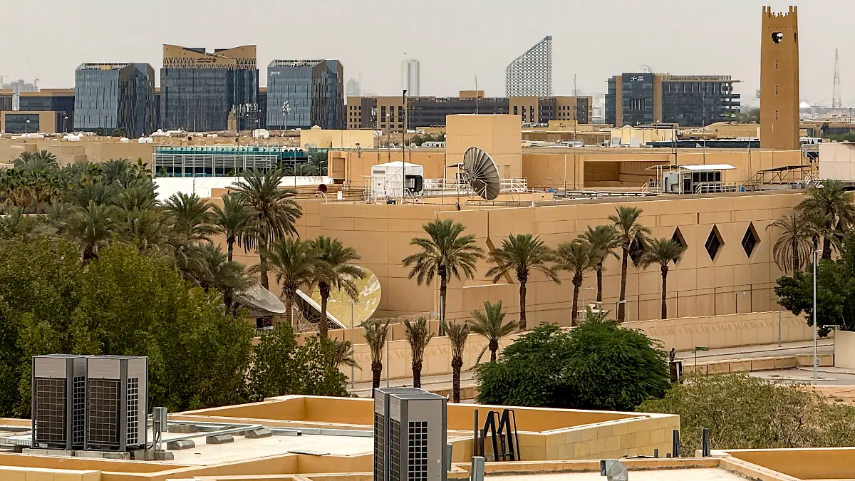 Drohnen schlugen in Riad ein: Angriff auf US-Botschaft verursachte mehr Schäden als mitgeteilt