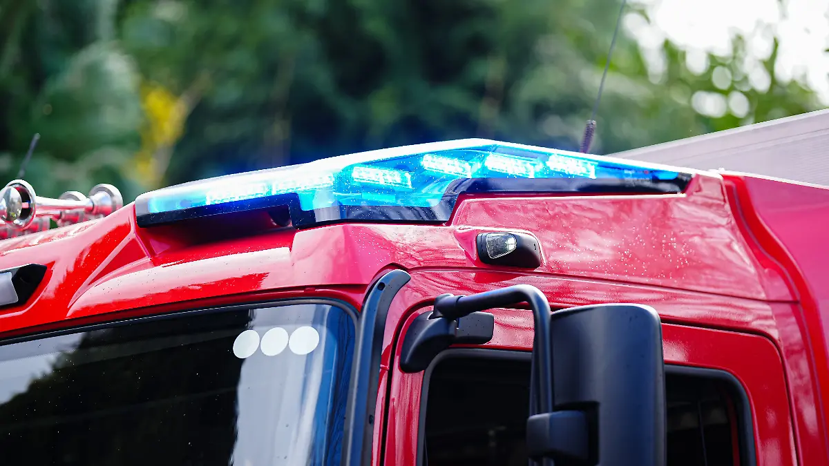 Feuer in Wohnhaus: 17 Verletzte bei Großbrand in Berlin-Neukölln