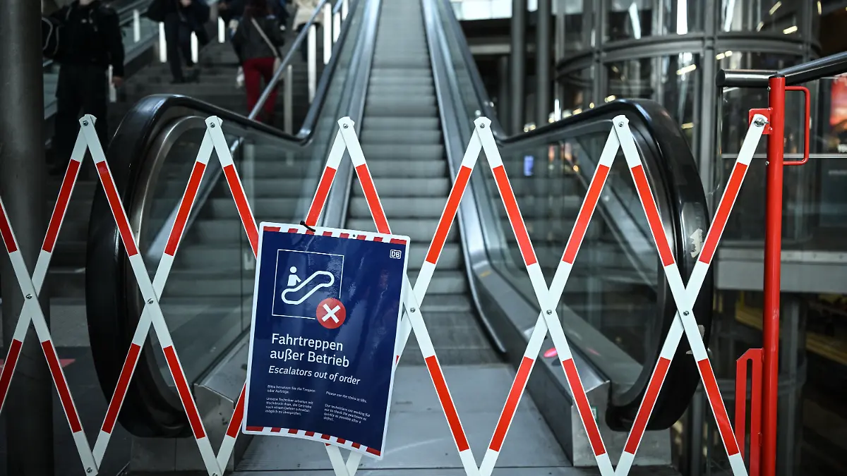 Störungen behoben: Rolltreppen-Chaos am Berliner Hauptbahnhof beendet