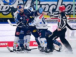 München feiert Rieder: Eisbären Berlin beißen sich ins Playoff-Halbfinale