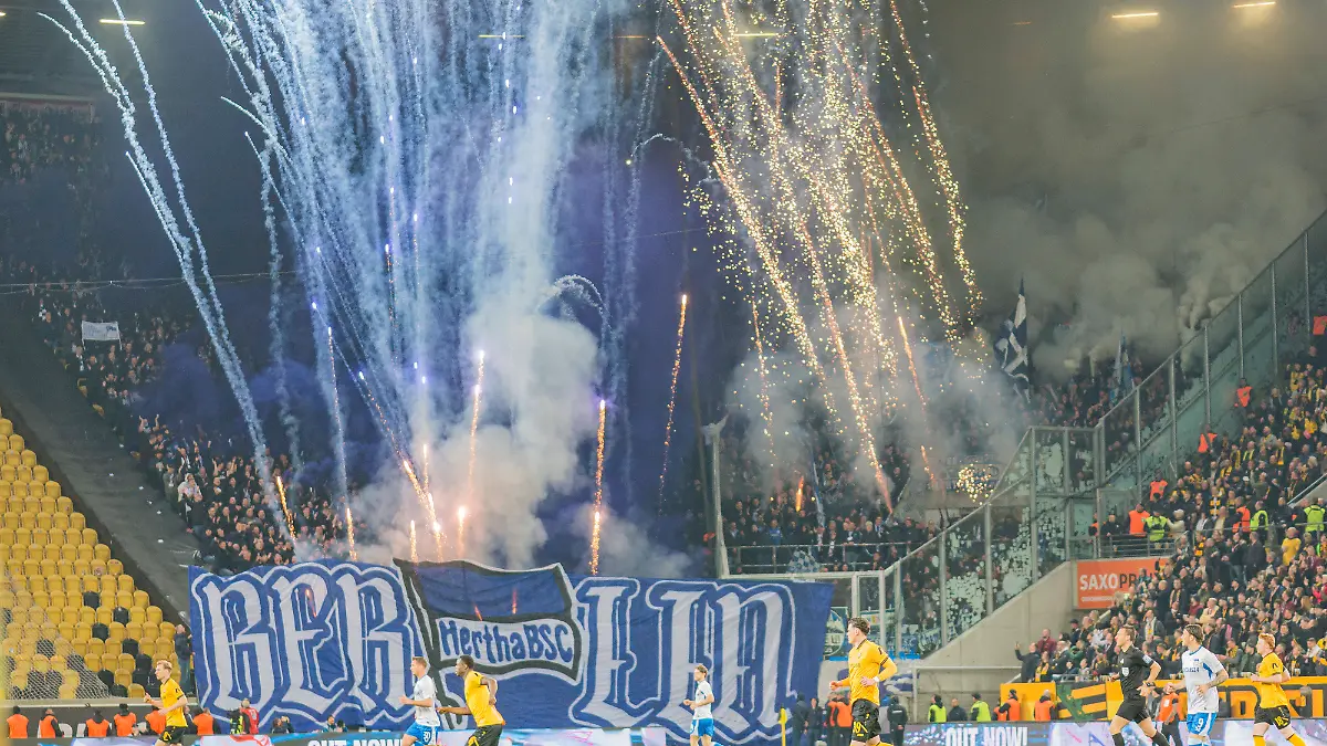 Fan-Eklat, Elfer-Patzer, Eigentor: Hertha BSC gewinnt Skandalspiel bei Dynamo Dresden