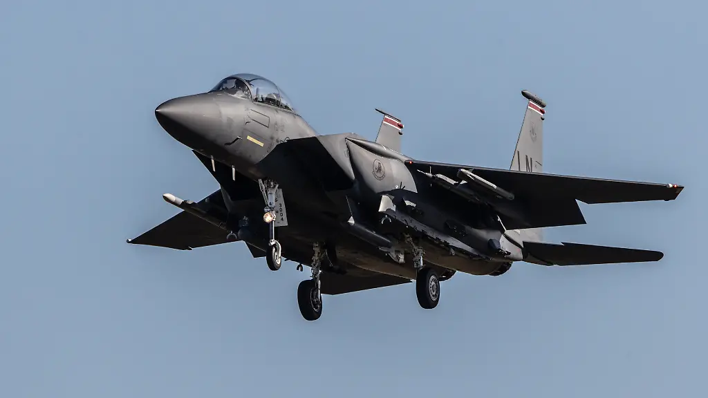 USAF-F15s-assigned-to-the-48th-Fighter-Wing-conduct-a-combat-readiness-exercise-at-RAF-Lakenheath-Lakenheath-United-Kingdom-28th-August-2025-Photo-by-Alfie-Cosgrove-News-Images-in-Lakenheath-United-Kingdom-on-8-28-2025