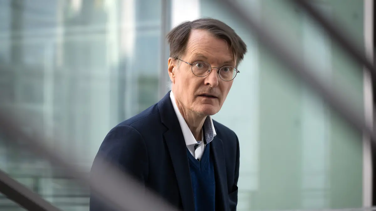 Bei bestimmter Personengruppe: Karl Lauterbach wirbt plötzlich für Fleischkonsum