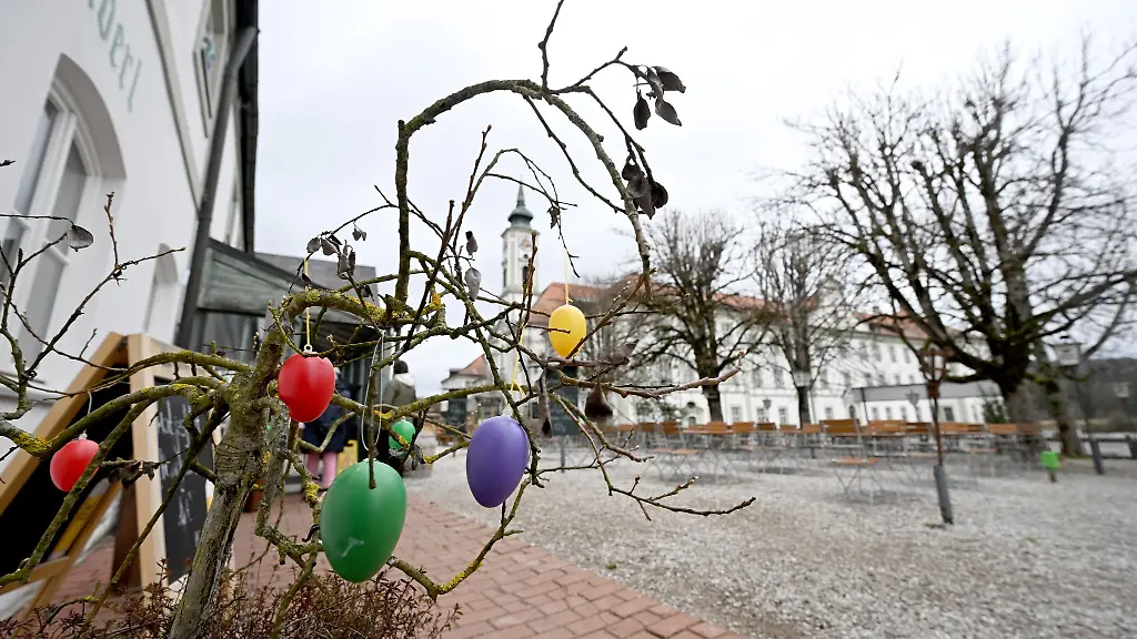 Am-Ostersonntag-wird-der-Himmel-in-der-zweiten-Tageshaelfte-vielerorts-grau-und-regnerisch