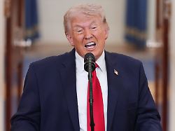 Konflikt um Meerenge von Hormus: Trump: "Öffnet die verdammte Straße, ihr verrückten Bastarde"