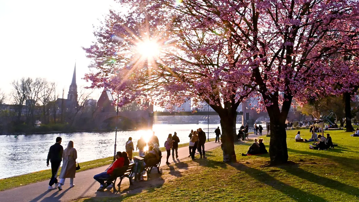 Temperaturen über 25 Grad: Oster-Sonne brachte ersten Sommertag des Jahres