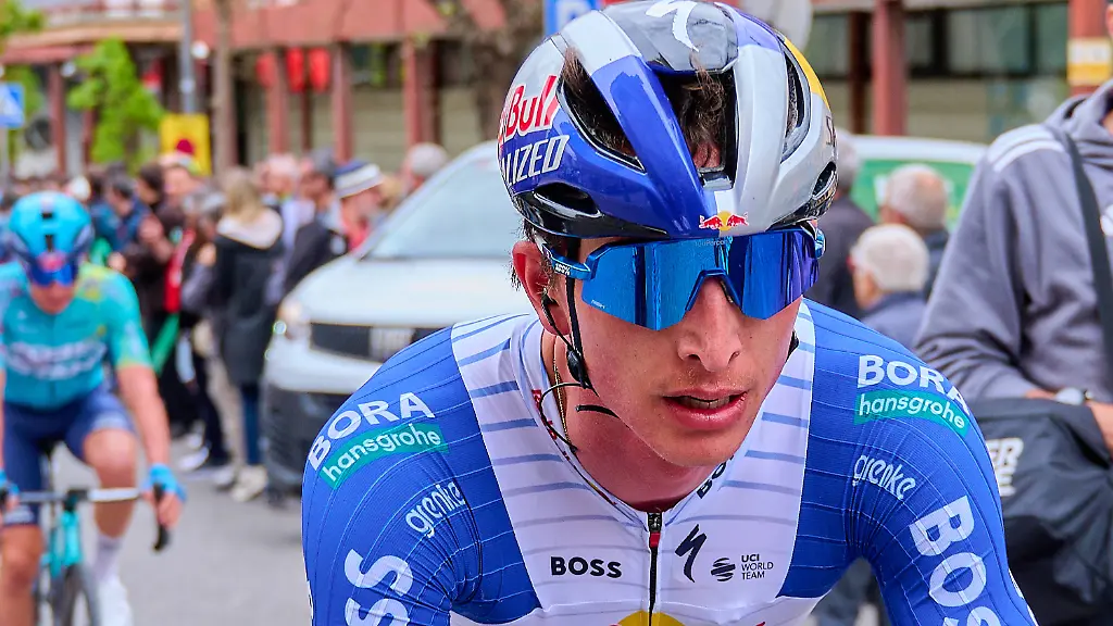 March-29-2026-Barcelona-Spain-Florian-Lipowitz-GER-of-Red-Bull-Bora-Hansgrohe-seen-during-the-105th-Tour-of-Catalonia-Volta-Ciclista-a-Catalunya-2026-stage-7-cycling-race-over-95-1-km-starting-and-finishing-at-Montjuic