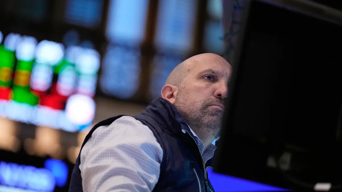 Indizes schließen im Plus: Trumps Iran-Ultimatum sorgt an der Wall Street für Vorsicht