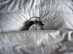 Aspekt neben Qualität und Dauer: Mit dieser Schlafgewohnheit kann man das Herz schützen