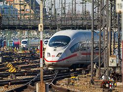 Bayern: Ohne Grund Notbremse in ICE gezogen - Etliche Züge verspätet