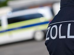 Bayern: Mann versucht Tausende Zigaretten an Zoll vorbeizuschmuggeln