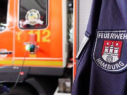 Hamburg & Schleswig-Holstein: Seniorin nach Wohnungsbrand in Hamburg gestorben