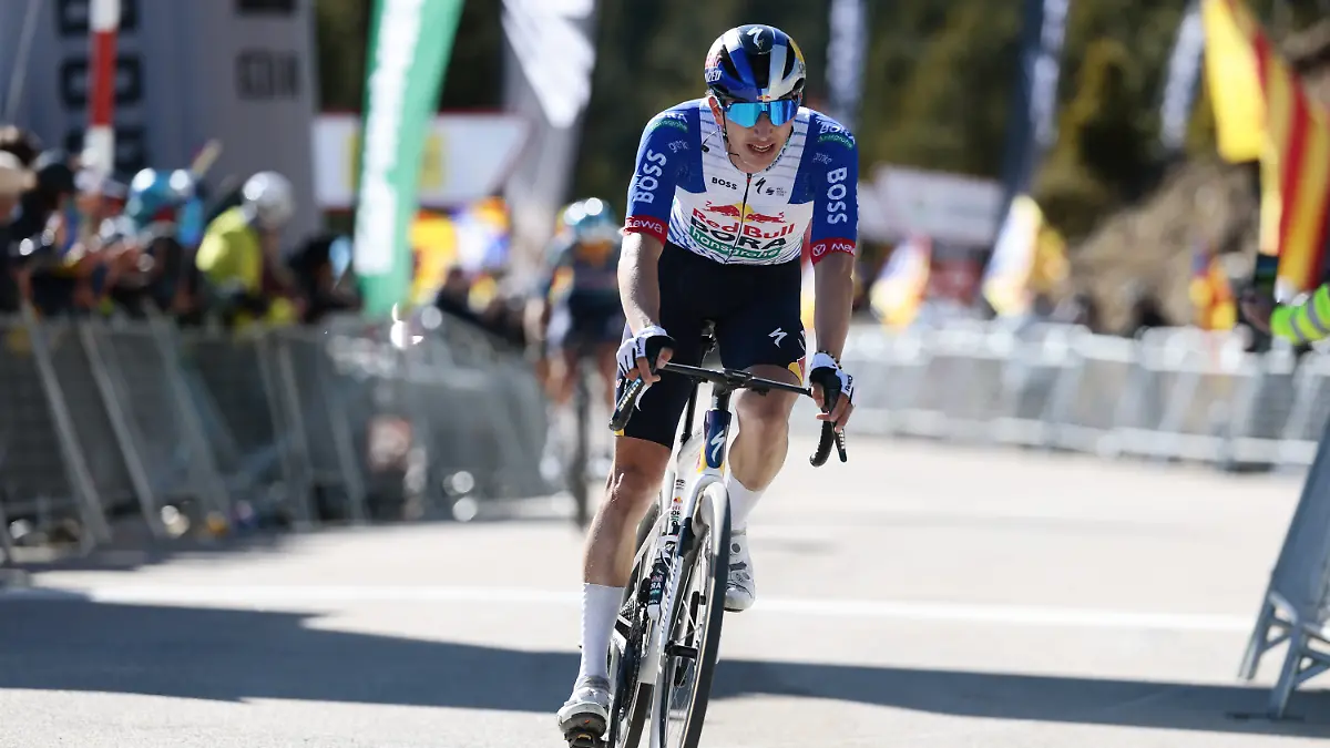 ROT-Das-Podium-im-Blick-Lipowitz-Florian-GER-Team-Red-Bull-BORA-hansgrohe-Katalonien-Rundfahrt-2026-Katalonien-Rundfahrt-6