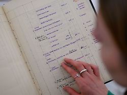 Sachsen-Anhalt: NS-Raubgut und Kolonialzeit: Museen prüfen ihre Sammlungen