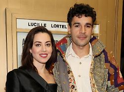 Ehemann starb 2025: "The White Lotus"-Star Aubrey Plaza ist schwanger